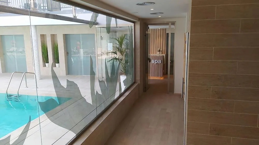 Hotel Helios Lloret يوريت دي مار